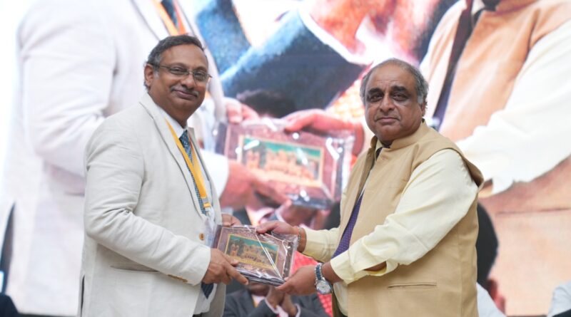 श्री महंत इन्दिरेश अस्पताल मंे कोलोप्रोक्टोलाॅजी स्टडीज पर दो दिवसीय कार्यक्रम में जुटे विशेषज्ञ