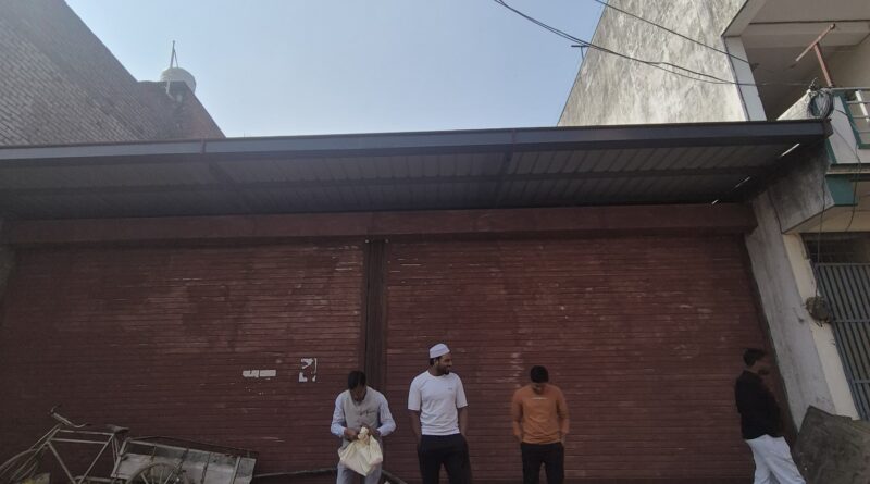 एमडीडीए का अवैध निर्माणों के खिलाफ अभियान जारी, आजाद कॉलोनी में अवैध व्यावसायिक निर्माण सील