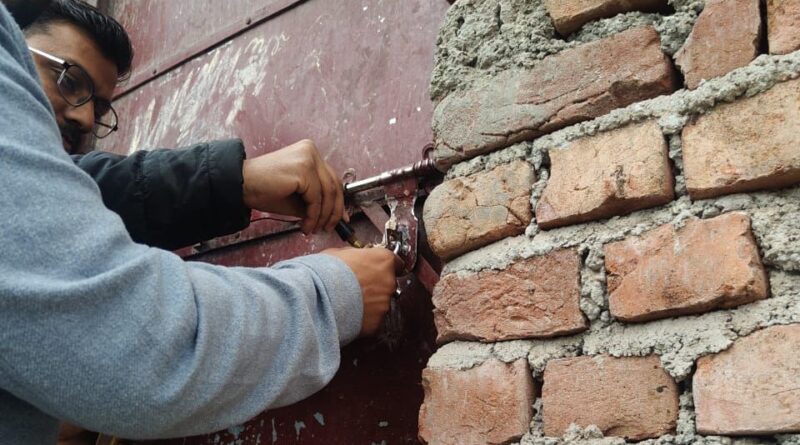 अवैध निर्माण पर एमडीडीए की सख्त कार्रवाई, ऋषिकेश में बहुमंजिला भवन सील