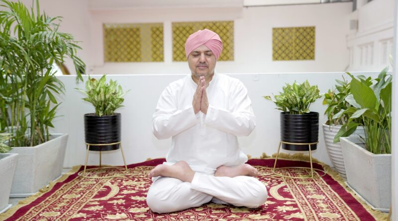 श्रीमहंत देवेन्द्र दास जी महाराज ने अन्तर्राष्ट्रीय  योग दिवस पर देशवासियों को दी बधाई