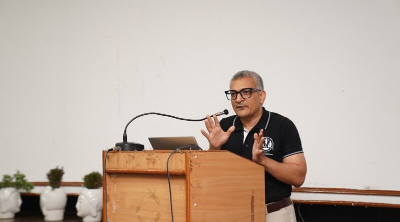 श्री महंत इन्दिरेश अस्पताल में नेशनल प्लास्टिक सर्जरी दिवस पर विशेषज्ञों ने साझा किए वैश्विक शोध व नवीन तकनीकी श्री महंत इन्दिरेश अस्पताल में नेशनल प्लास्टिक सर्जरी दिवस पर विशेषज्ञों ने साझा किए वैश्विक शोध व नवीन तकनीकी