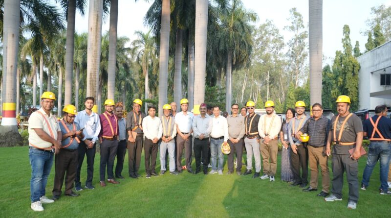 कोयला खदानों को देख विकास की एक और तस्वीर से रूबरू हुआ उत्तराखंड का मीडिया दल कोयला खदानों को देख विकास की एक और तस्वीर से रूबरू हुआ उत्तराखंड का मीडिया दल