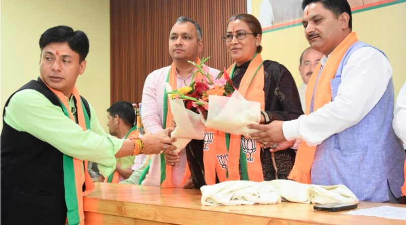 ‘सेवा ही संगठन’ के संकल्प के साथ भाजपा ने तैयार किया जनसेवा का रोडमैप ‘सेवा ही संगठन’ के संकल्प के साथ भाजपा ने तैयार किया जनसेवा का रोडमैप